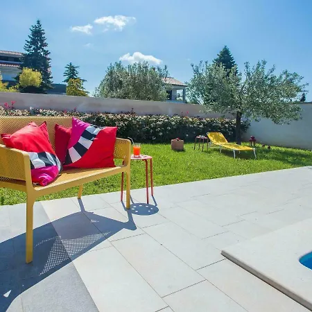 Elegant With Swimming Pool In Near Sea Villa